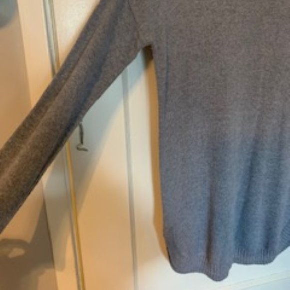 Two Grey Sweater Dresses - Picture 8 of 11